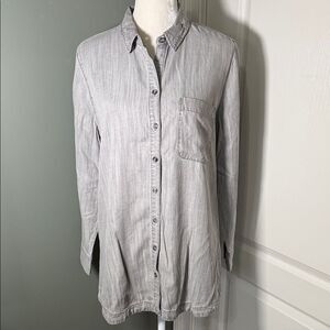 Chico’s Lyocell Grey Chambray Button Front Tunic Shirt Size 2 (US 12/14)